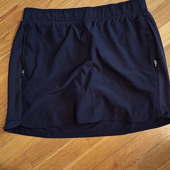 Skort - Picture 2 of 2
